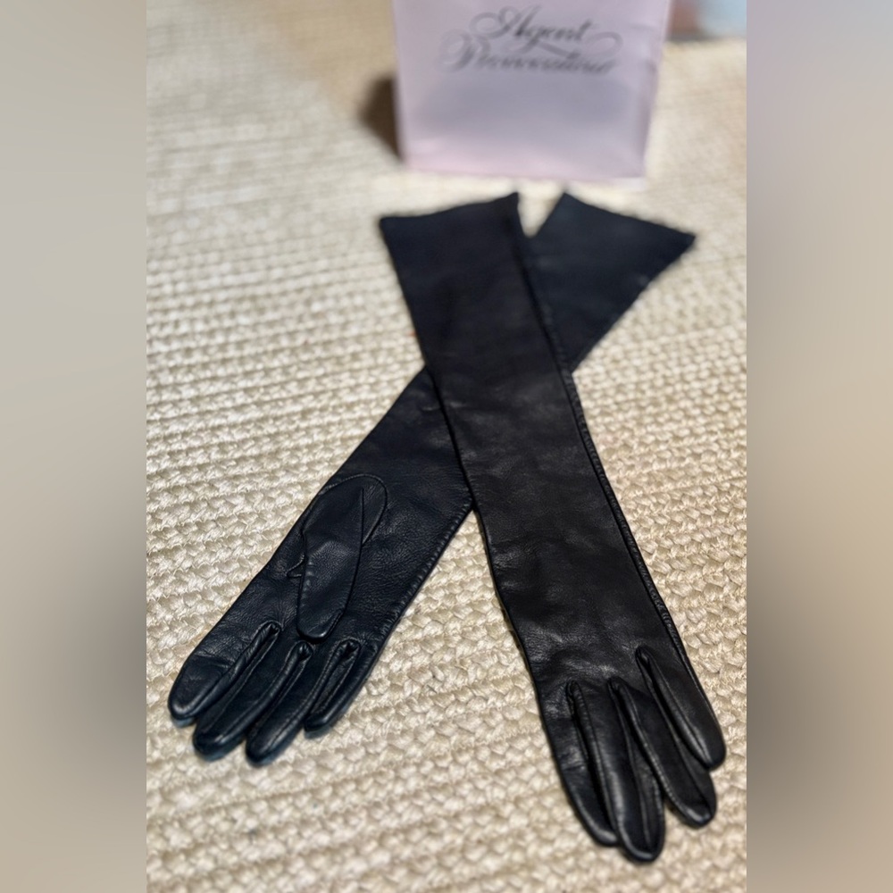 Agent Provocateur Genuine Leather Elbow Length Evening Gloves Silk Lined NIB Med - Picture 6 of 8
